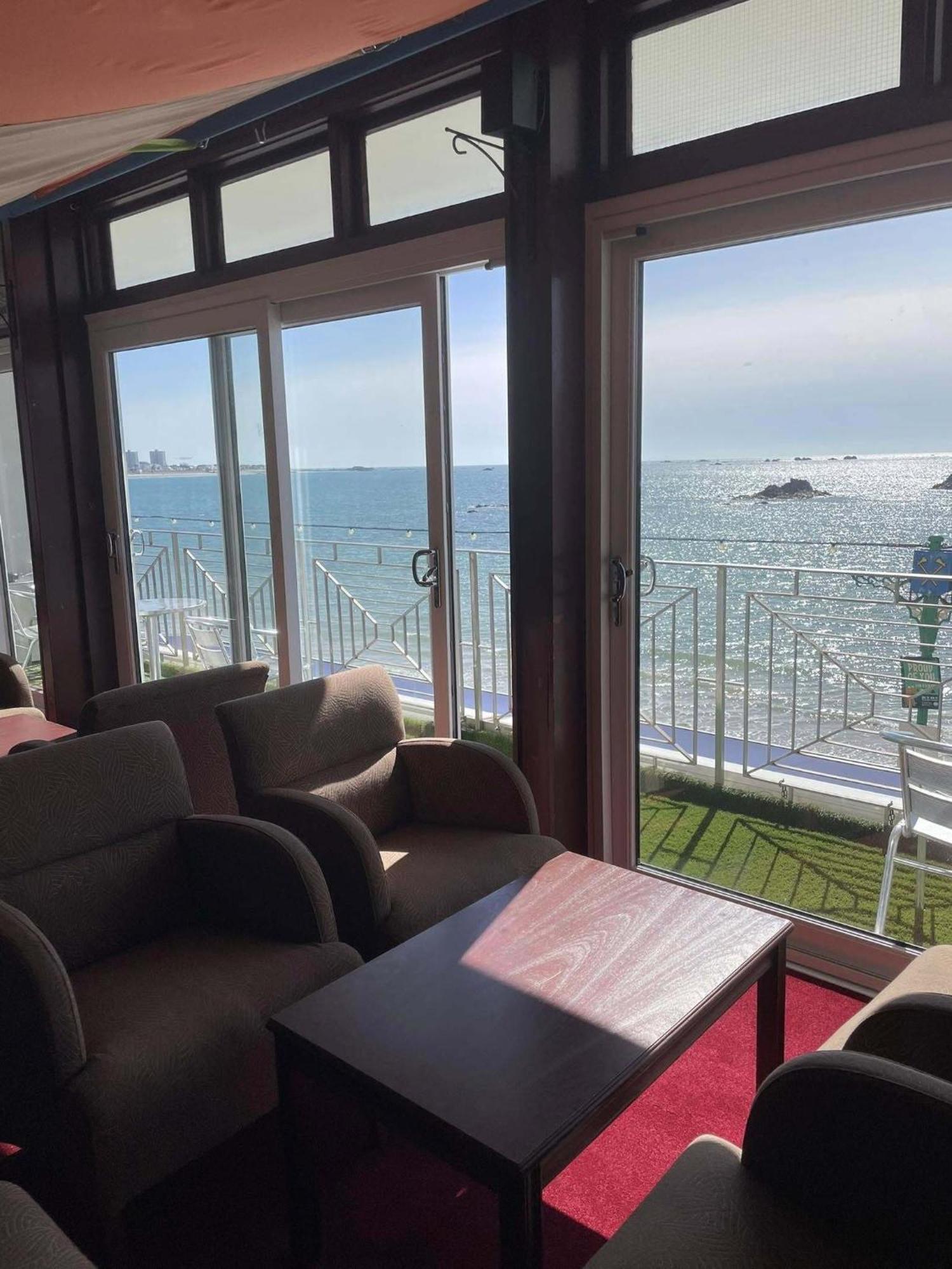 Marina Metro Hotel Saint Helier Jersey Buitenkant foto
